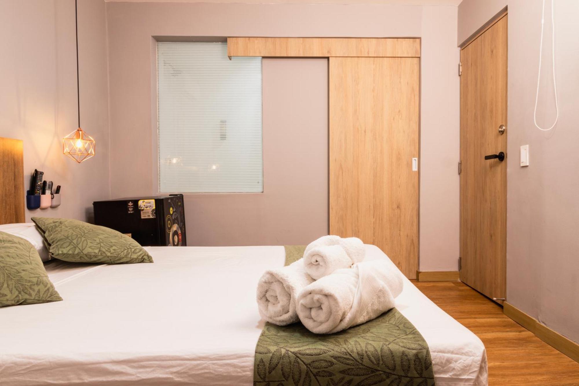 Hotel Casa 73 Deluxe ميديلين المظهر الخارجي الصورة